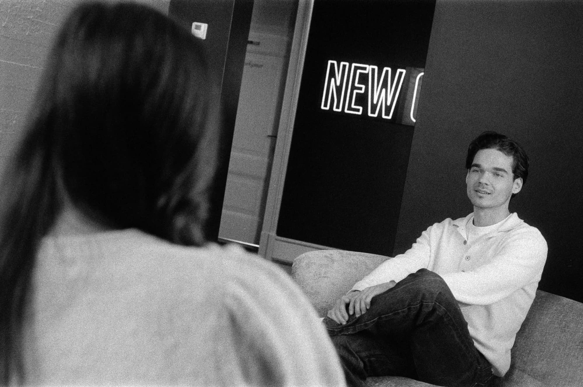 Two colleagues looking at eachother