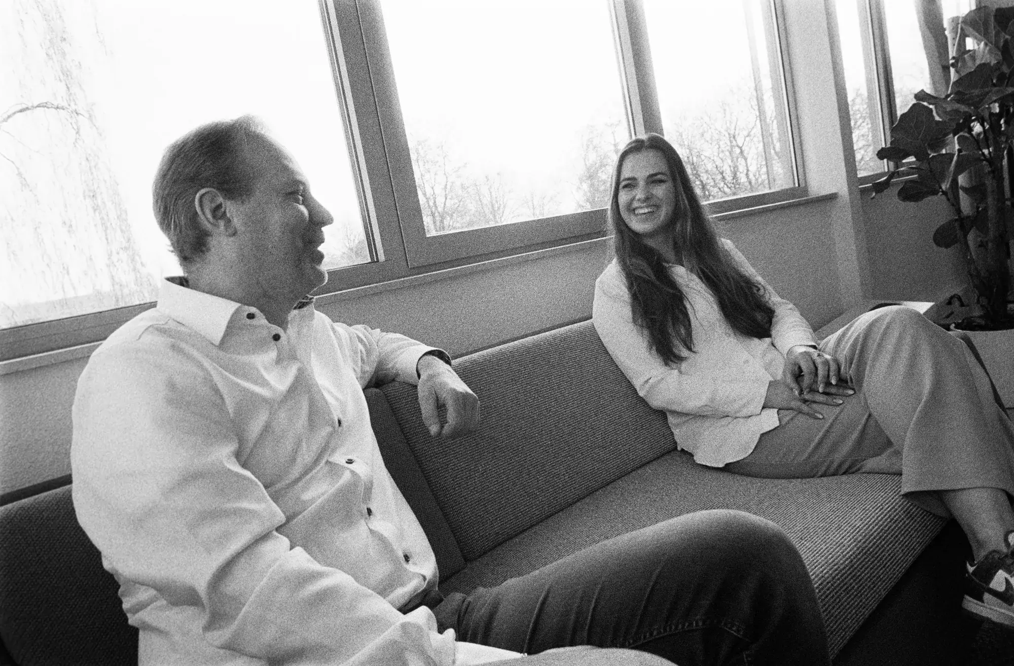 Martijn van der Put and Alyssa Tournier on the couch